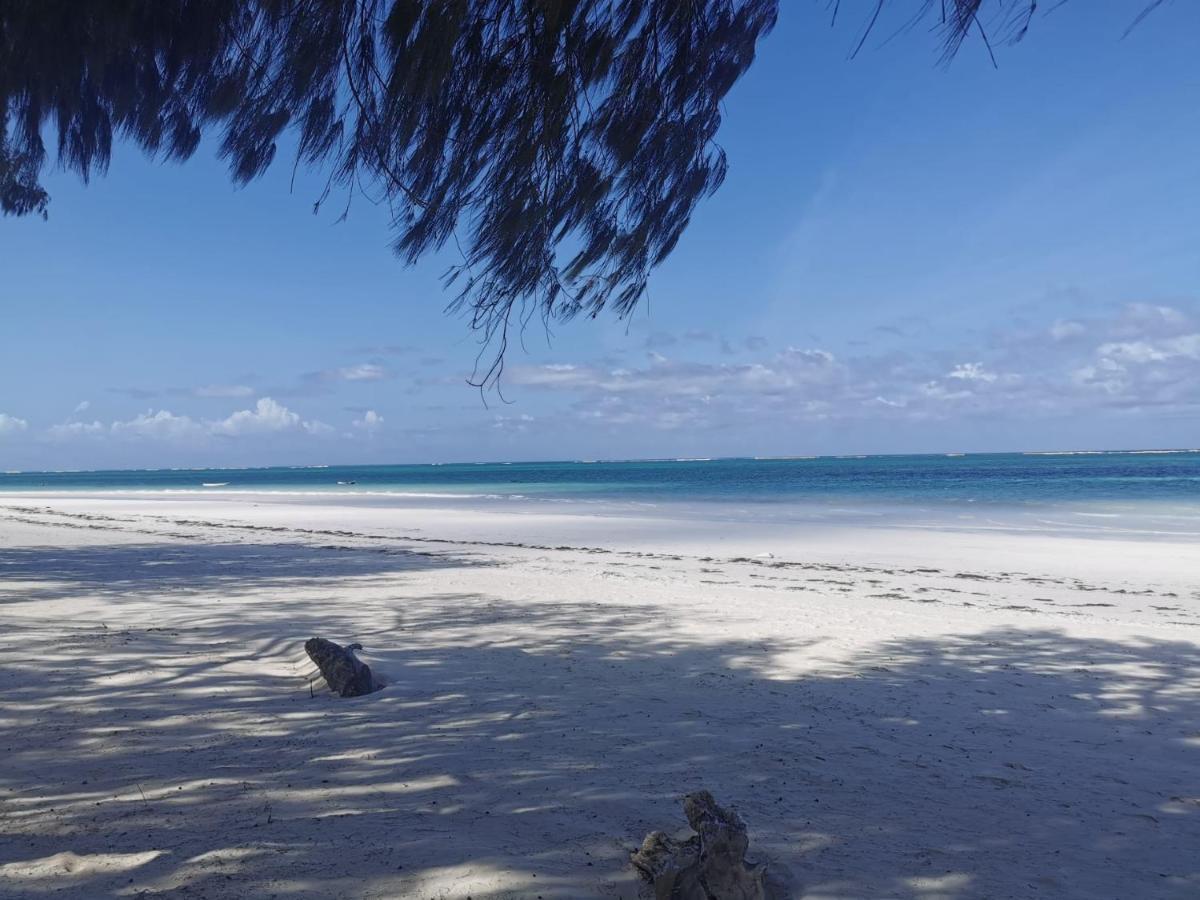 Zumzum Beach House Bed and Breakfast Kinondo Εξωτερικό φωτογραφία